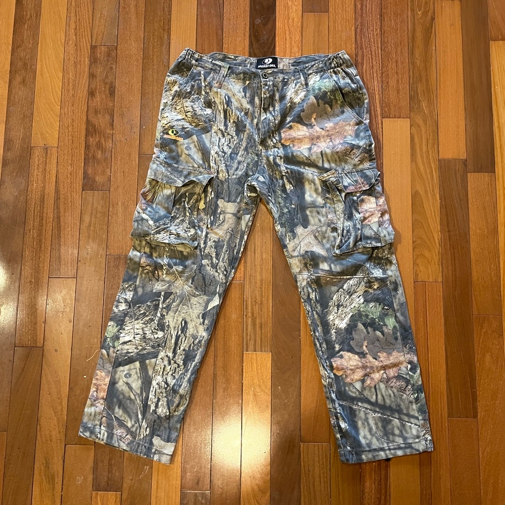 Mossy Oak cargo camouflage pants.